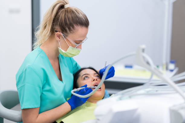 Best Emergency Tooth Extraction in Littleton Common, MA